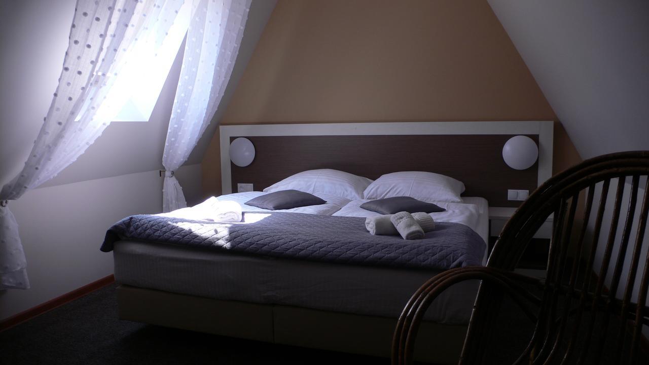 Motelis Bu-Bu Pļaviņas Zewnętrze zdjęcie